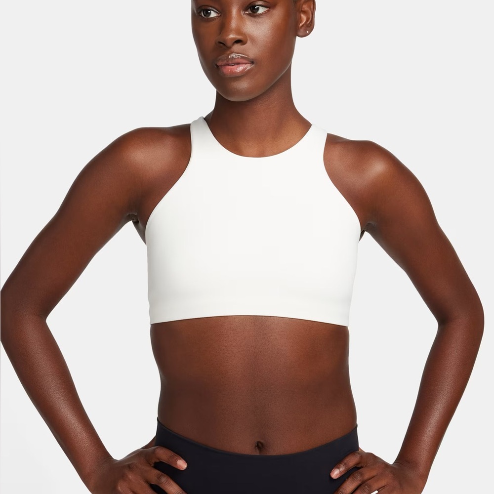Nike One Women's Medium-Support Lightly Lined Sports Bra